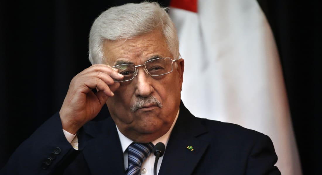 عباس يوقع على وثيقة للانضمام لـ15 منظمة دولية