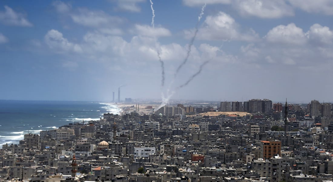 إسرائيل: سقوط أول قتيل بصواريخ غزة و113 قذيفة سقطت على إسرائيل الثلاثاء