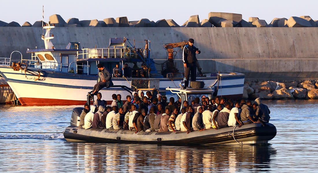 إيطاليا: إنقاذ قارب يحمل 450 مهاجرا في البحر المتوسط