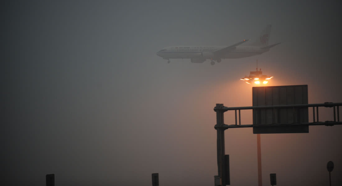 تحويل مسار 7 رحلات تقصد مطار أبوظبي بسبب الضباب