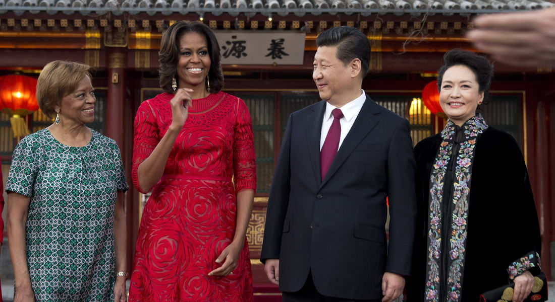 سياسة البينغ بونغ  تفتح سور الصين لسيدة أمريكا الأولى