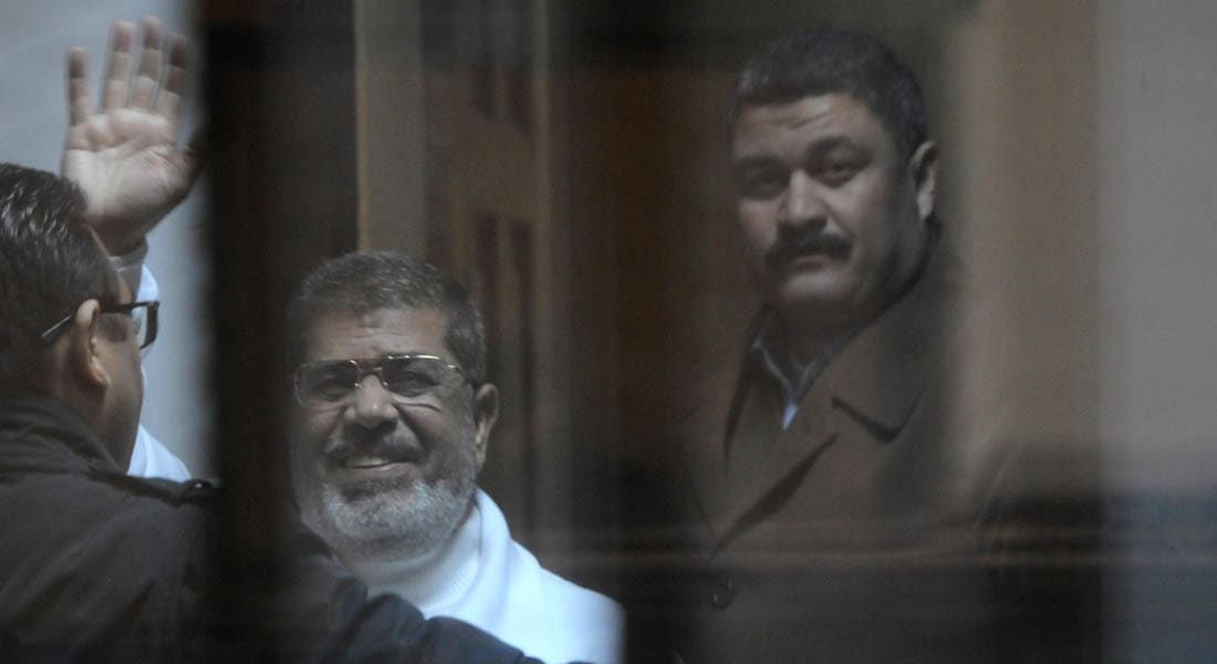 مصر.. مرافعة دفاع مرسي بقضية "التخابر" 18 يناير وضم برقيات الطهطاوي إلى إيران