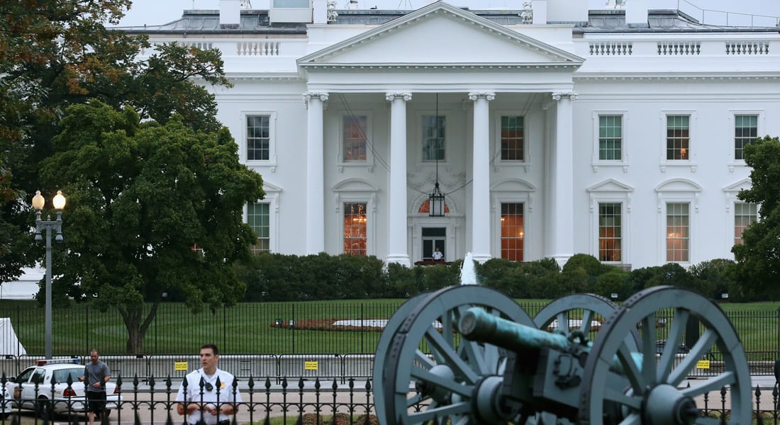 البيت الأبيض يرد على فيديو تبني القاعدة بشبه الجزيرة العربية لـ"غزوة" باريس