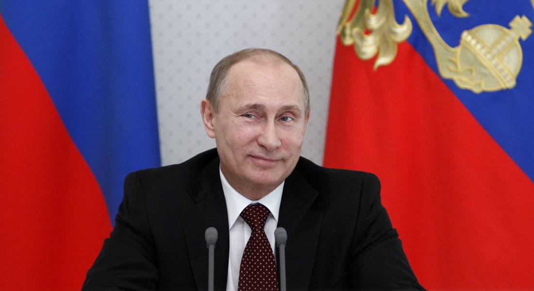 محلل يفسر سبب ارتفاع شعبية بوتين إلى 82% رغم الضائقة الاقتصادية لروسيا