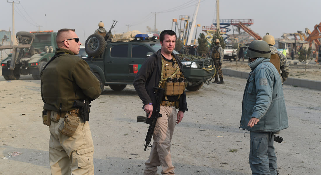 طالبان تتبنى مقتل 3 متعاقدين أمريكيين بـ"هجوم من الداخل" بمطار كابول