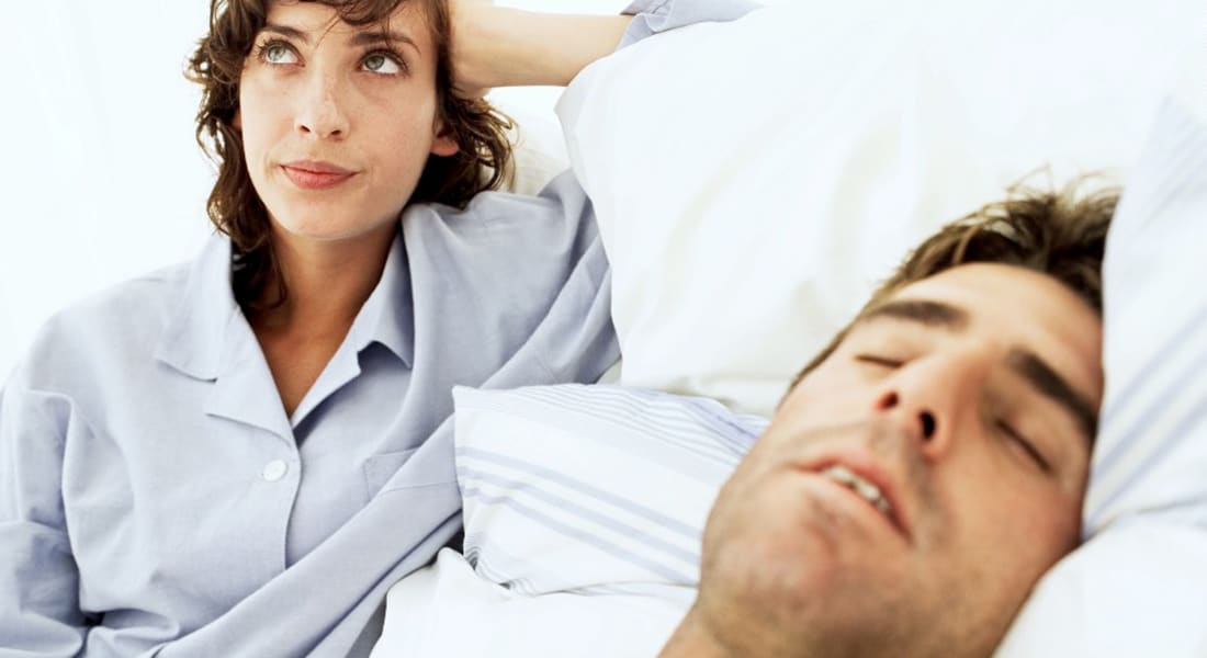 ماذا قد يعني الشخير خلال النوم؟