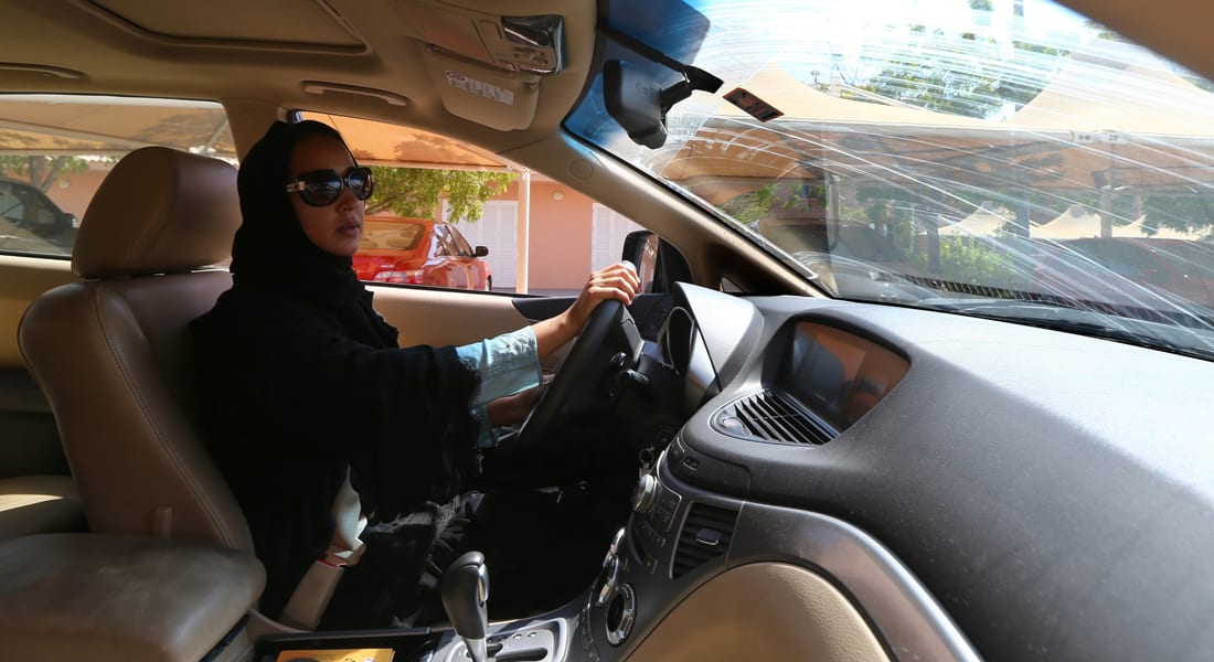ضجة على تويتر حول "منع" المرأة السعودية من قيادة السيارة في سويسرا