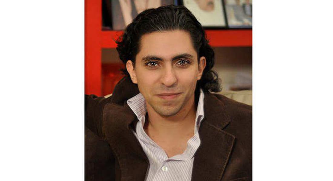 انتقادات حقوقية للحكم بسجن وجلد "المدون" رائف بدوي تثير غضباً في السعودية