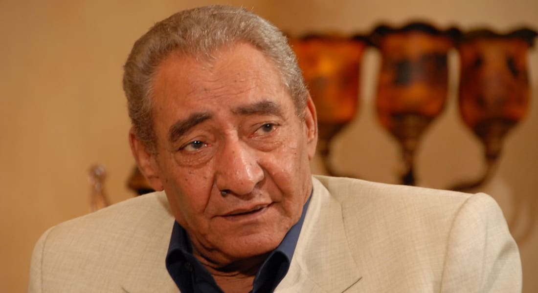 الموت يُغيب الشاعر المصري عبدالرحمن الأبنودي عن عمر 76 عاماً
