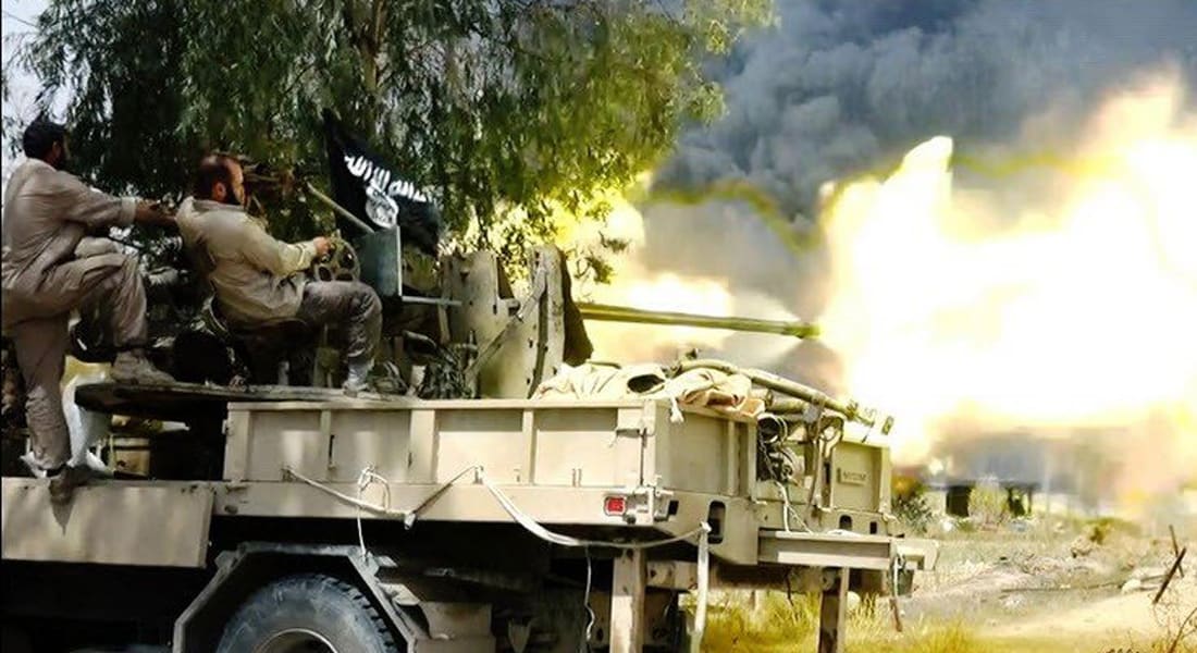 مسؤول لـCNN: داعش يقتل قائد الفرقة الأولى وقائد اللواء 38 ويسيطر على مقر الفوج الرابع للجيش العراقي