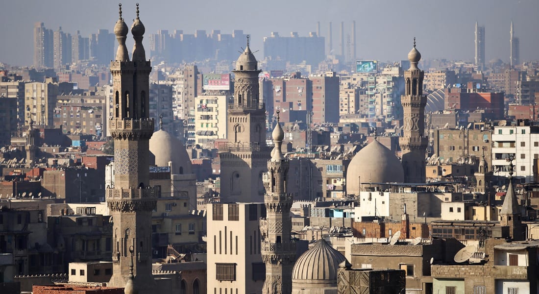دعوة لإباحة الجنس قبل الزواج تثير جدلاً بمصر والحكومة ترد بخطبة عن "الحياء"