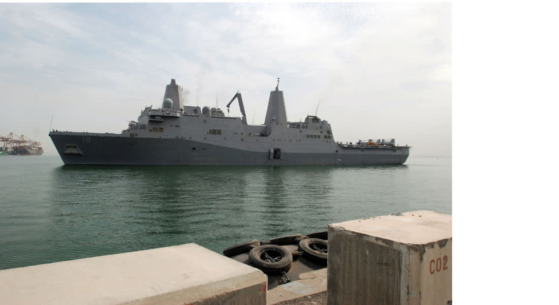 مسؤول بالبنتاغون لـCNN: البحرية الأمريكية رافقت أول سفينة شحن ضخمة عبرت هرمز بدون حوادث