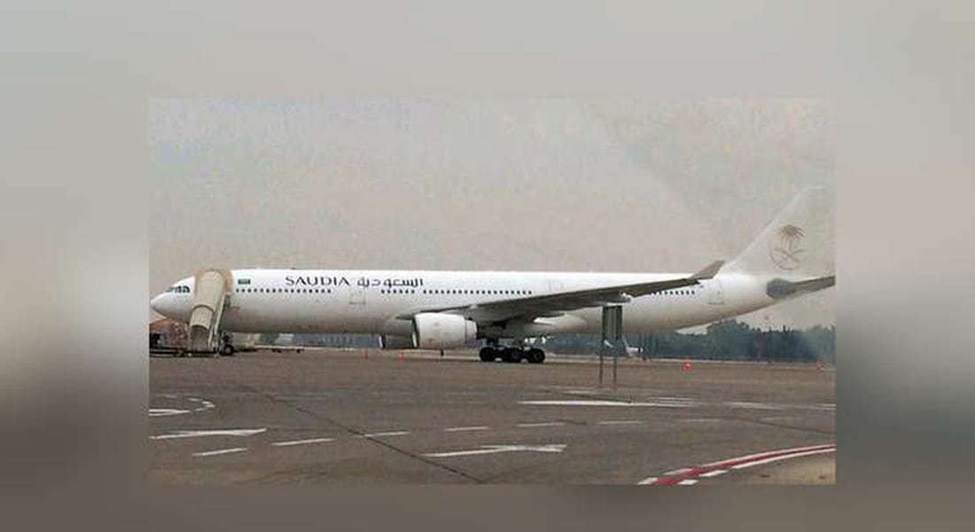 الخطوط السعودية توضح قصة الطائرة التي تحمل شعارها في مطار بن غوريون الإسرائيلي 