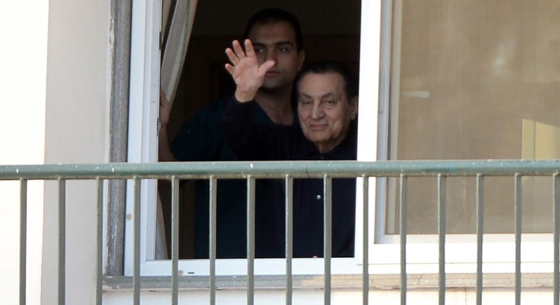 رغم معاقبتهم بالسجن المشدد لـ3 سنوات.. مبارك ونجلاه قد يستعيدون حريتهم قريباً ولكن..