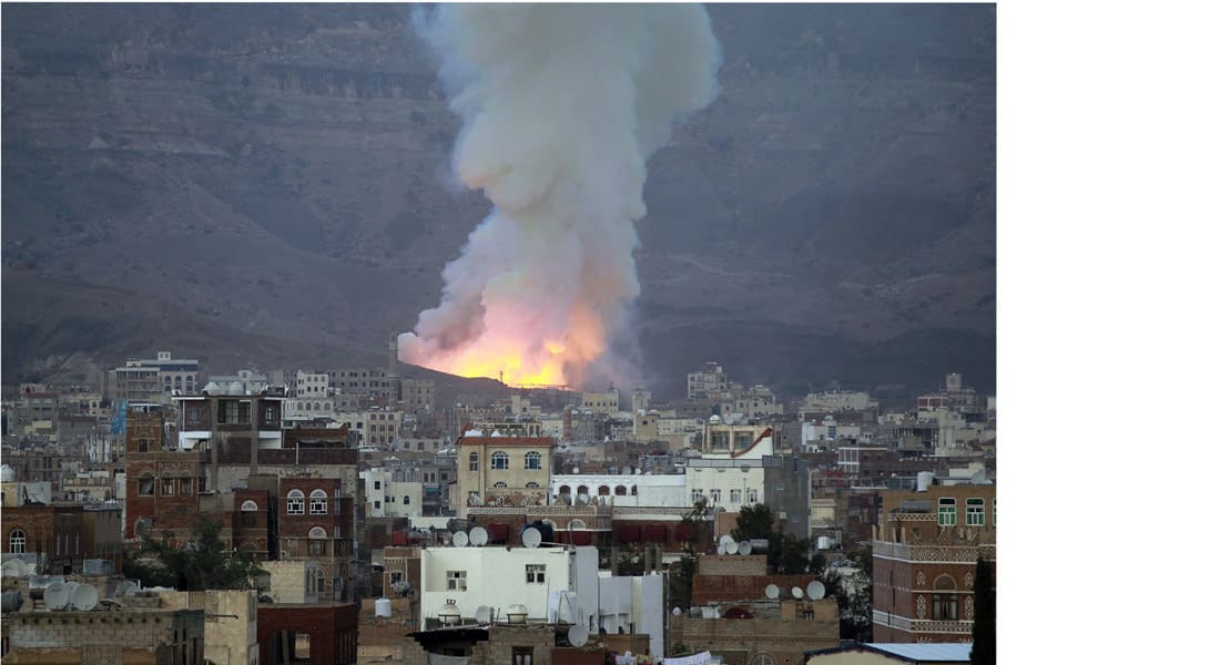 مع انتهاء المهلة الإنسانية طائرات التحالف تقصف مواقع للحوثيين في عدن 