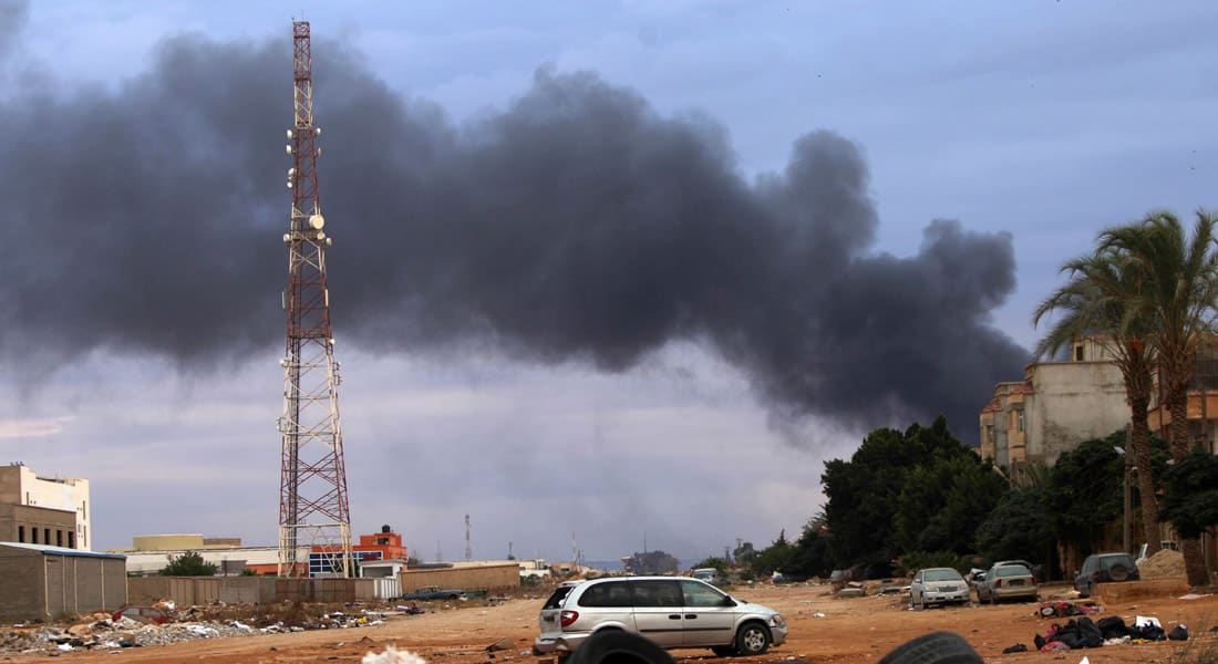 ليبيا: قصف سفينة تنقل مرتزقة وأسلحة ووقودا قبالة سواحل سرت