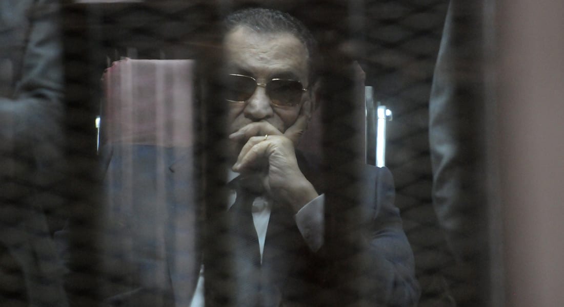 مصر.. النقض تعيد مبارك للمحكمة بـ"قضية القرن" وتؤيد تبرئة باقي المتهمين