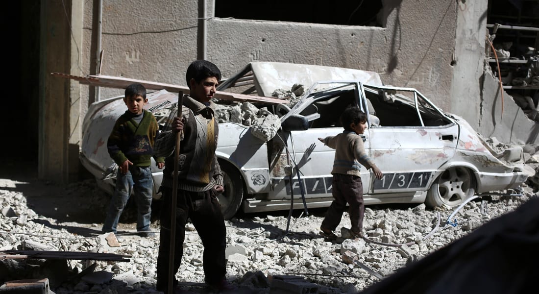 سوريا.. 94 قتيلاً بينهم 20 طفلاً و16 سيدة في قصف بـ"براميل متفجرة" لطائرات الأسد