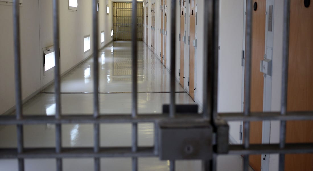 حكم قضائي بالإفراج عن سجين أمريكي احتجز في سجن انفرادي أكثر من 40 عاما