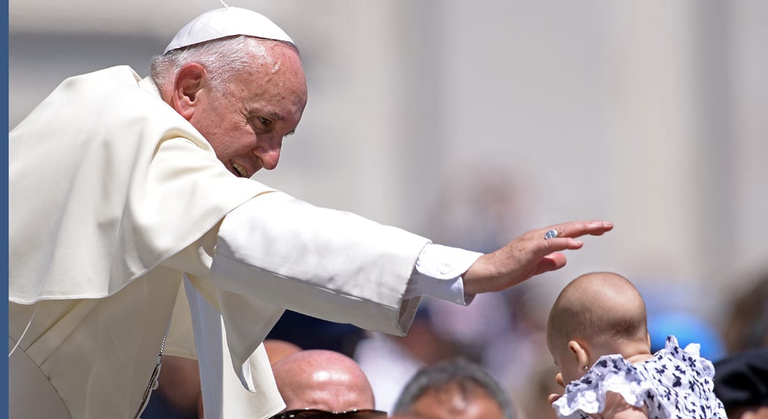بابا الفاتيكان يدفع جهود التحقيق بوقائع التحرش الجنسي بالأطفال