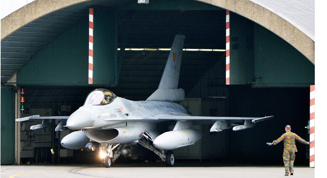 قائد القوة الجوية العراقية: تسلم طائرات F-16 بات قريبا وستقلب موازين الحرب مع "داعش"