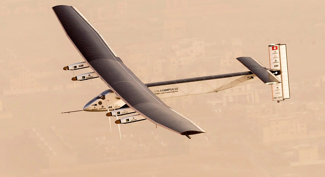رحلة طائرة "سولار إمبلس" باستخدام الطاقة الشمسية ستتأخر إلى عام 2016