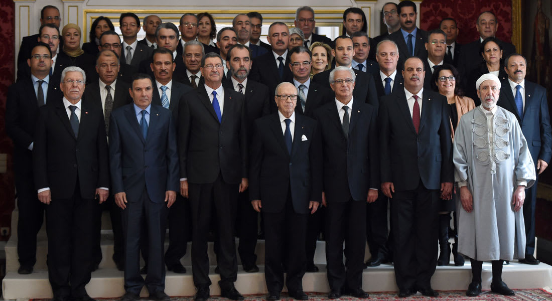 الوزراء التونسيون يُحرمون من العطلة الصيفية بسبب ظروف البلاد 