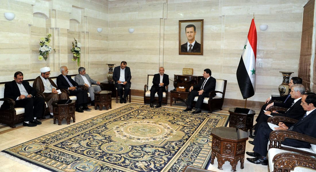 رئيس الوزراء السوري يجتمع مع رئيس منظمة الحج الإيرانية لتسهيل إجراءات "الحجاج الشيعة"