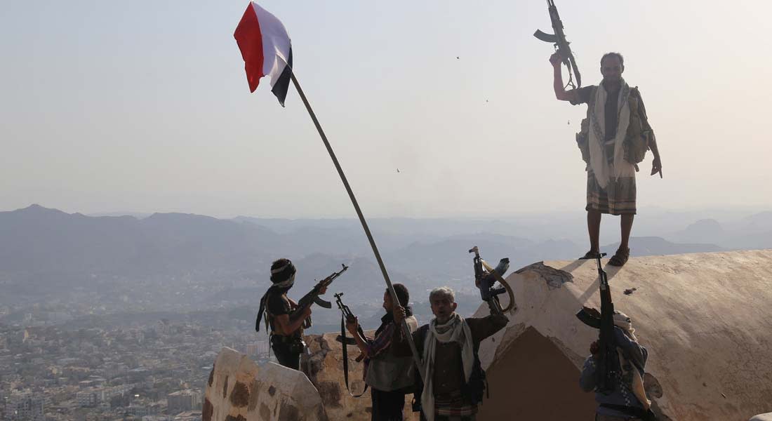 اليمن: معارك مع الحوثيين بمأرب والجماعة تزعم وقوع "قتل وسحل" بتعز واغتيال ضابط كبير بقلب صنعاء 