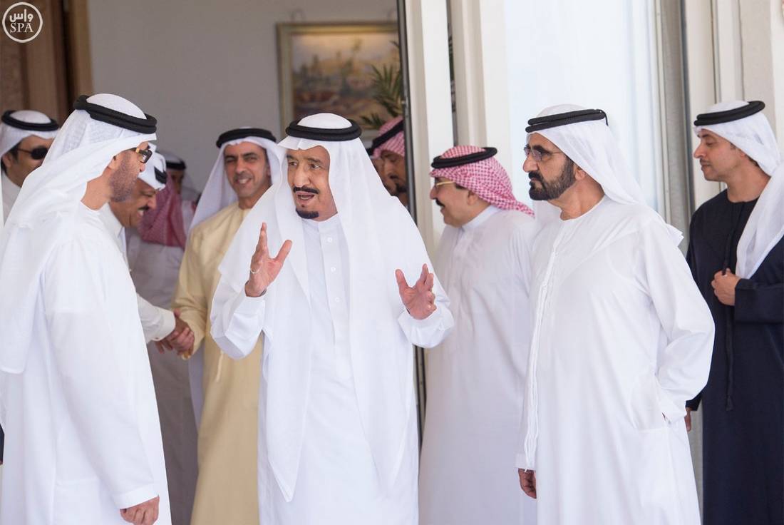 بعيدًا عن بلديهما.. الملك السعودي يستقبل حاكم إمارة دبي في  مدينة طنجة بالمغرب