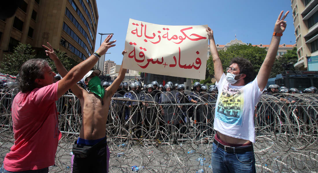 علي شهاب يوجه "رسالة إلى الشعب المصري" حول أزمة النفايات اللبنانية