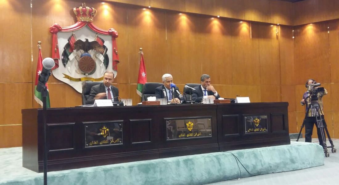 الحكومة الأردنية تطرح قانون انتخاب جديد يبدد جدل "الصوت الواحد"
