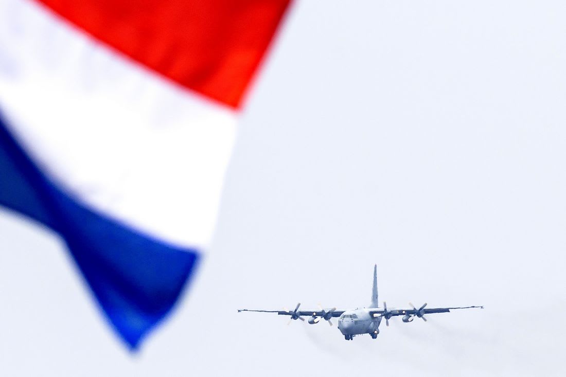 هولندا تفتح تحقيقًا في احتمال انضمام رقيب من قواتها الجوية إلى "داعش"