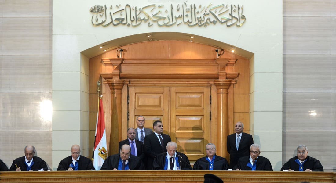 عمرو عادلي يكتب عن جدوى التصالح مع الفاسدين في مصر