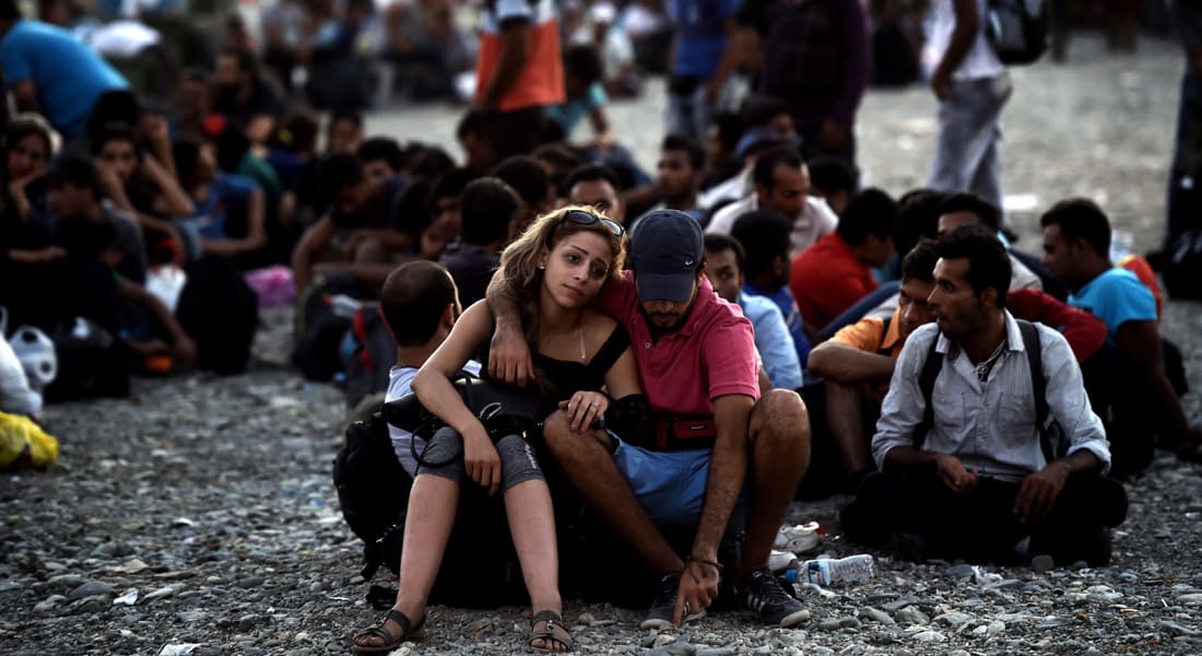 فتوى للقرضاوي حول ضم أسر مسلمة بأوروبا لأطفال لاجئي سوريا: مفسدة محتملة لا ينبغي أن تحول دون ذلك بالاستناد على قاعدة "الضرورات تبيح المحظورات"