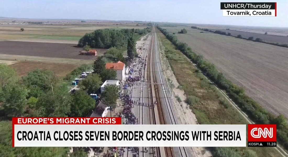كرواتيا تغلق حدودها مع صربيا.. والداخلية الكرواتية لـCNN: يومان دخل فيهما 11 ألف لاجئ للبلاد
