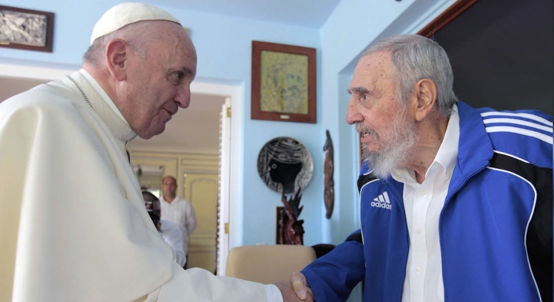 لقاء "غير رسمي" يجمع البابا فرنسيس ورئيس كوبا السابق فيدل كاسترو في هافانا
