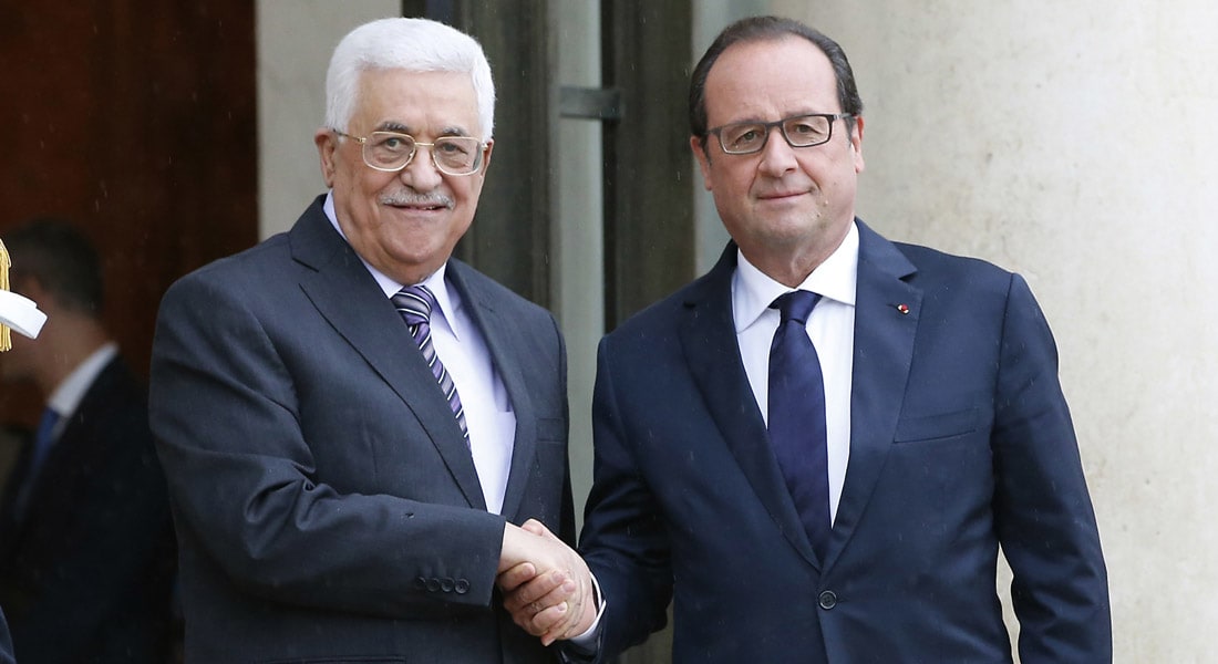 تحذير لعباس من فرنسا: الانتهاكات الإسرائيلية بحق الأقصى تنذر بـ"انتفاضة لا نريدها"