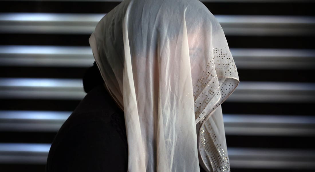 حصرياً.. امرأة أيزيدية تعرضت للاغتصاب على يد "داعشي أمريكي" تعرض شهادتها أمام الكونغرس
