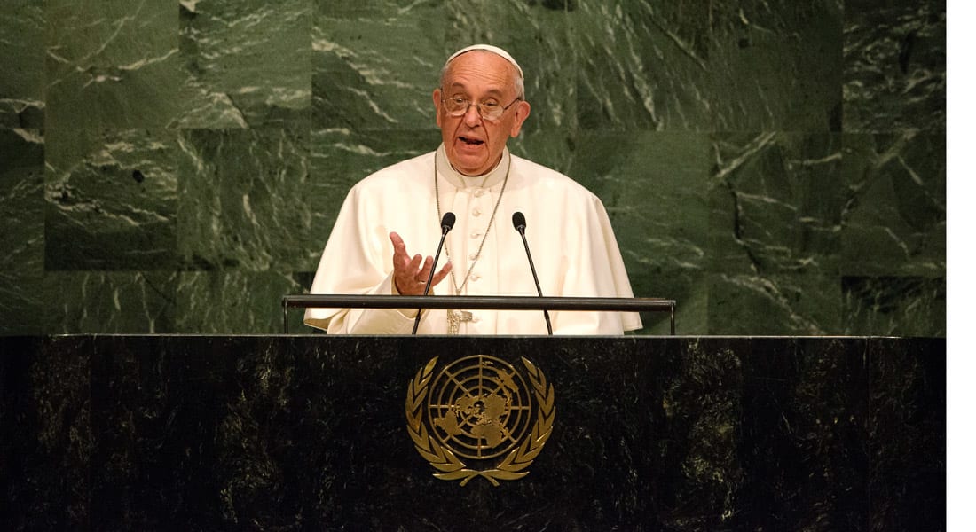 بابا الفاتيكان في الأمم المتحدة: جشع السلطة والمال يؤذي الفقراء وموارد البيئة 