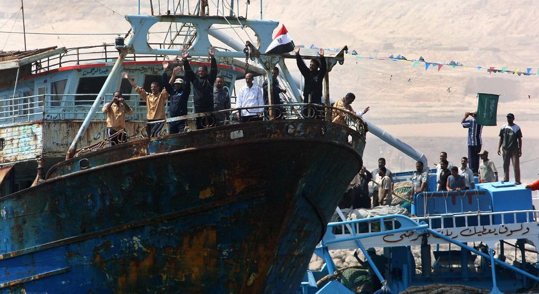 القاهرة تؤكد احتجاز 11 مصرياً بتونس وتحذر الصيادين من دخول مياه دول أخرى
