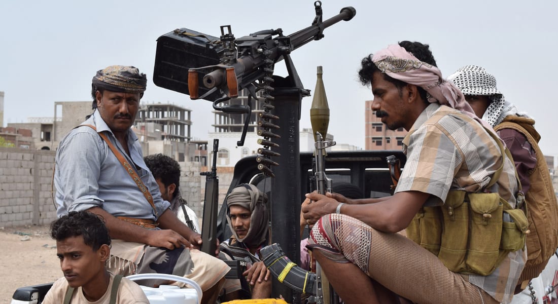 القوات اليمنية والتحالف العربي على مشارف صنعاء وأنباء عن تعزيزات لفك الحصار عن تعز