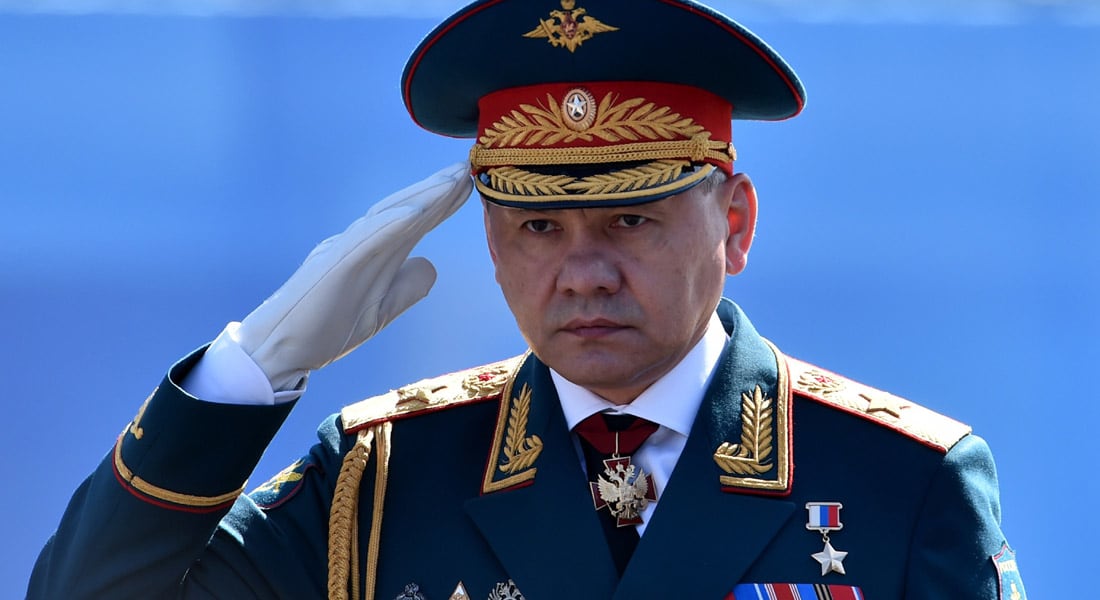 وزير الدفاع الروسي يتهم داعش أمام السيسي بإسقاط الطائرة الروسية ويعرض "التعاون" لقتاله بسيناء
