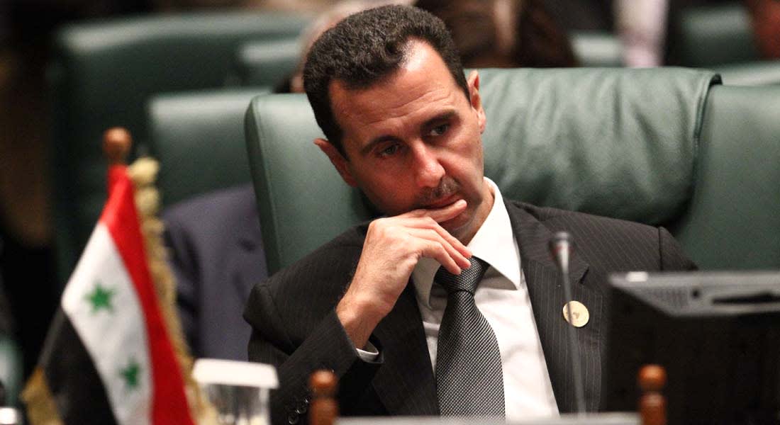 ‫الأسد يُسأل "إذا دعتكم السعودية لمناقشة مستقبل سوريا هل ستقبلون؟" ويجيب: لا مستحيل بعالم السياسة.. واجتماع المعارضة بالرياض لن يغير شيئا