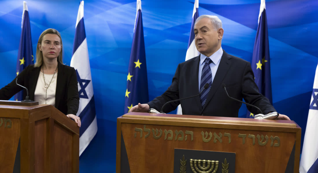 دعوة سفير الاتحاد الأوروبي للتفرقة بين "إرهاب داعش" و"هجمات الطعن" بالضفة تثير غضباً بإسرائيل