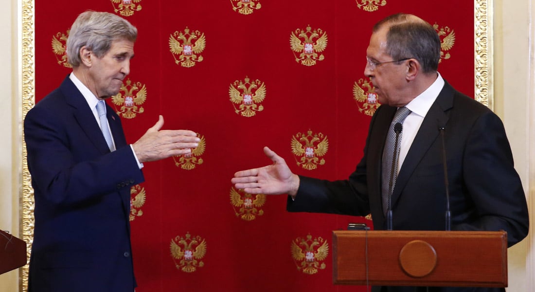 بعد اجتماع استمر لأكثر من 3 ساعات مع بوتين ولافروف.. كيري: التقدم ممكن رغم الخلافات بين روسيا وأمريكا