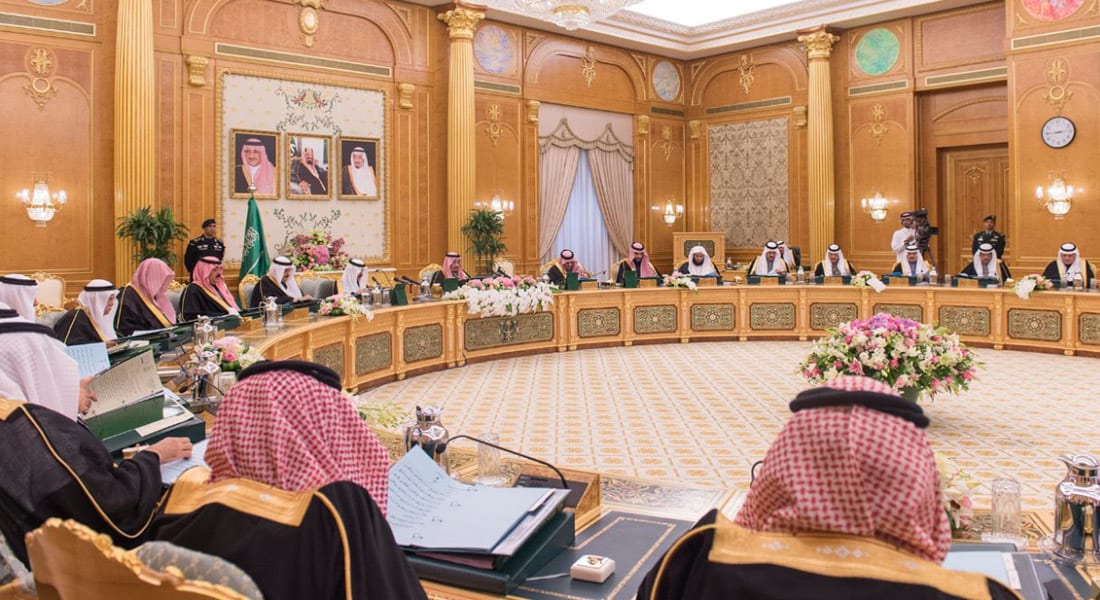 وزير المالية السعودي: نعمل على تعزيز الإيرادات غير البترولية مع تذبذب أسعار النفط.. وإصدار السندات خيار مطروح 