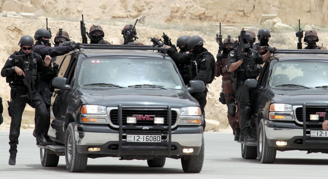 الأردن يعلن مقتل ضابط و4 مطلوبين في اشتباكات مع مجموعة مسلحة