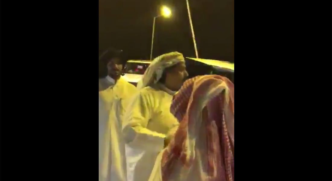 بالفيديو: الشاعر القطري ابن الذيب بأول أبياته بعد مغادرة السجن: ما تنفع القسوة معي يا حكومة