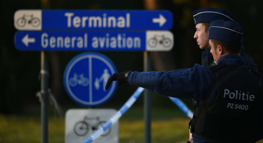مصادر أمريكية لـCNN: المشتبه بهم بتفجيرات مطار بروكسل وصلوا بسيارة أجرة وأحدهم تجول وغادر 